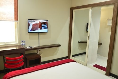 Chiaro Hotel Syariah Sidoarjo Extérieur photo